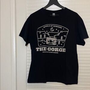 NWOT Black Graphic T-Shirt The Gorge